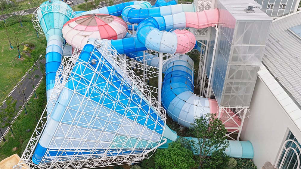 打破季节边界，定义全季狂欢｜超级魔法时空组合滑道，引领水乐园新纪元