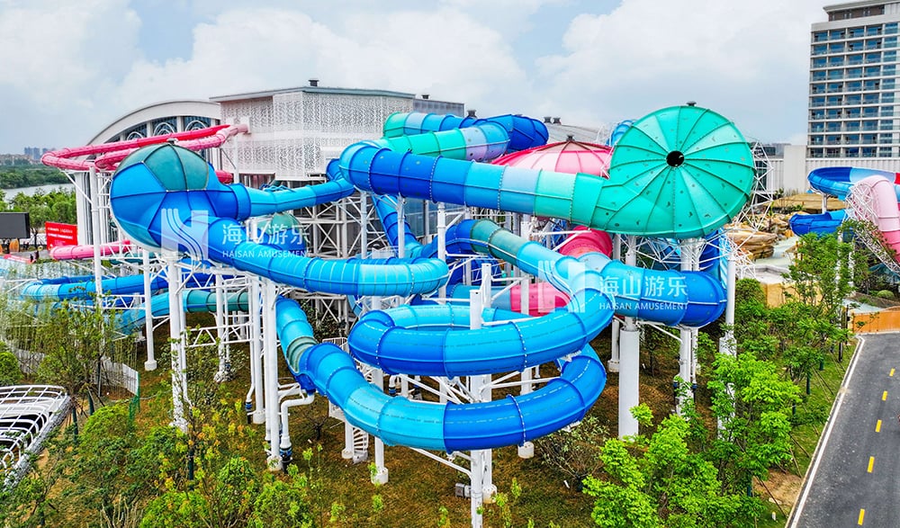 打破季节边界，定义全季狂欢｜超级魔法时空组合滑道，引领水乐园新纪元